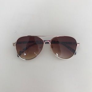 Aviator Sunglasses with floral stem